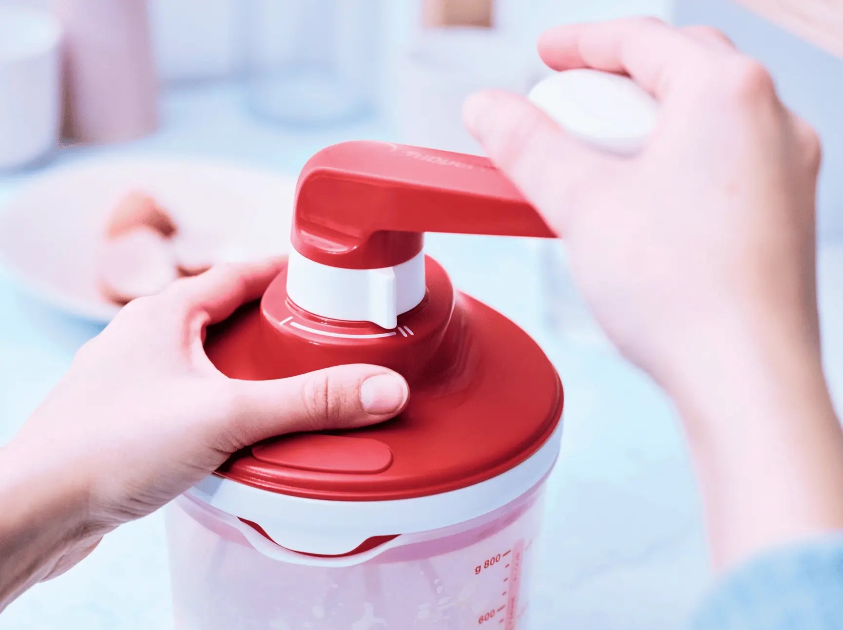 EasySpeedy von der Marke Tupperware / Mixen, Rühren und aufschlagen / Stromloser Mixer / Hier direkt online kaufen