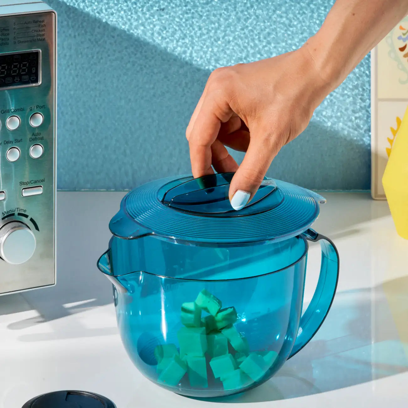 Tupperware MicroCook 1-l-Kanne Mikrowellen Kanne, ideal zum Mikrowellengaren, Zubereiten und servieren von Suppen, Pudding oder Kartoffeln