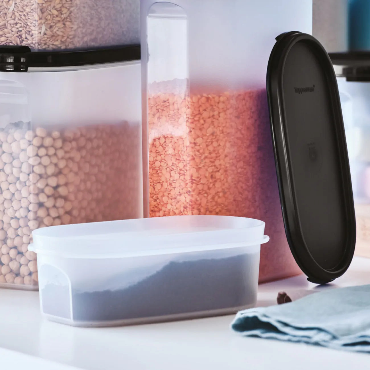 Eidgenosse oval von der Marke Tupperware / Vorratsbehälter / Lebensmittelbehälter / modular stapelbar /  nachhaltig / Luft & Wasserdichter Deckel / Hier direkt online kaufen