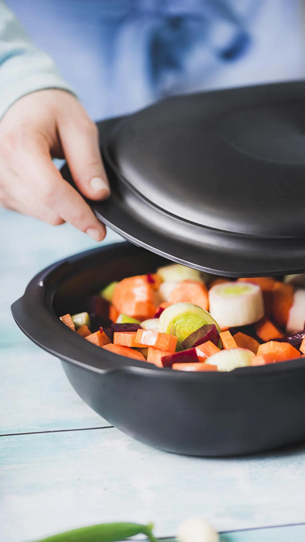 UltraPro Auflaufform von der Marke Tupperware / für Backofen und Mikrowelle / auch Kühl und Gefriergeeignet / leichter als Gusseisen / Hier direkt online kaufen