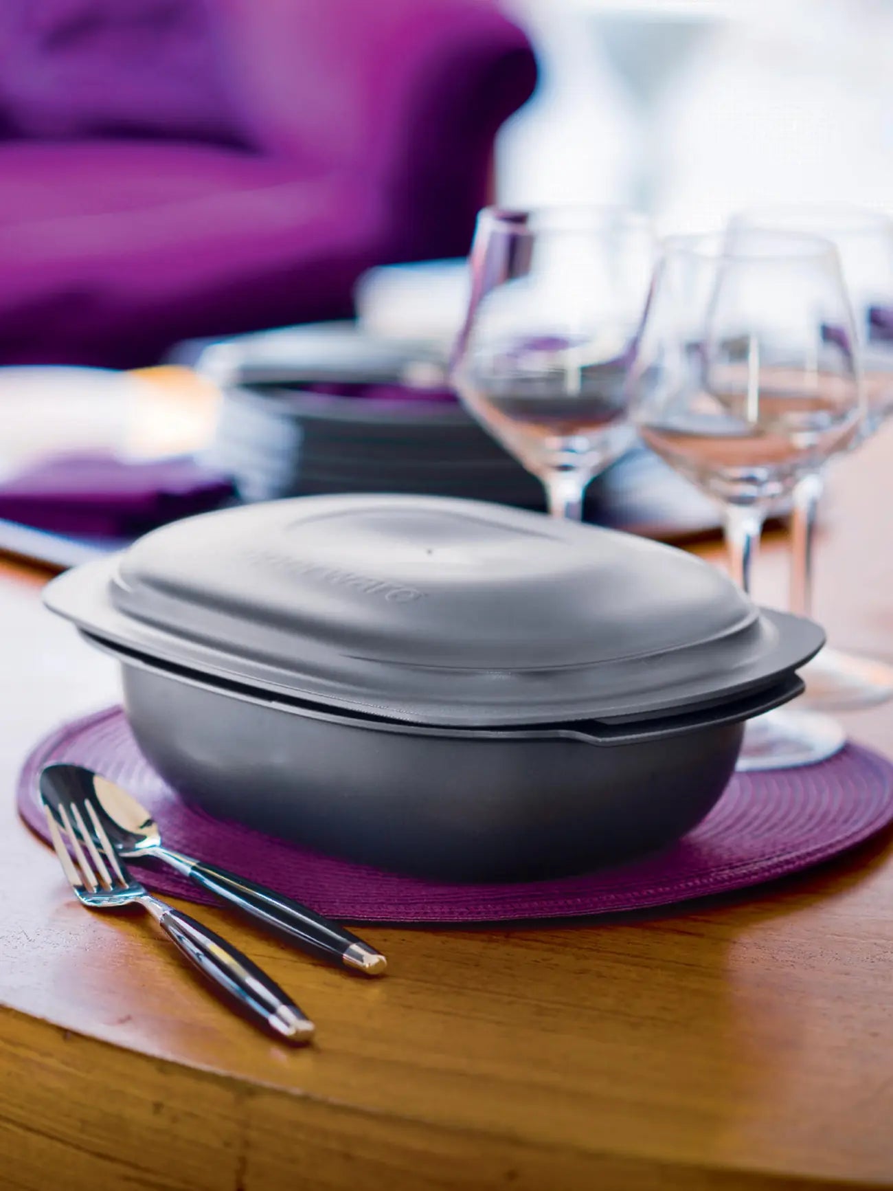 UltraPro Auflaufform von der Marke Tupperware / für Backofen und Mikrowelle / auch Kühl und Gefriergeeignet / leichter als Gusseisen / Hier direkt online kaufen