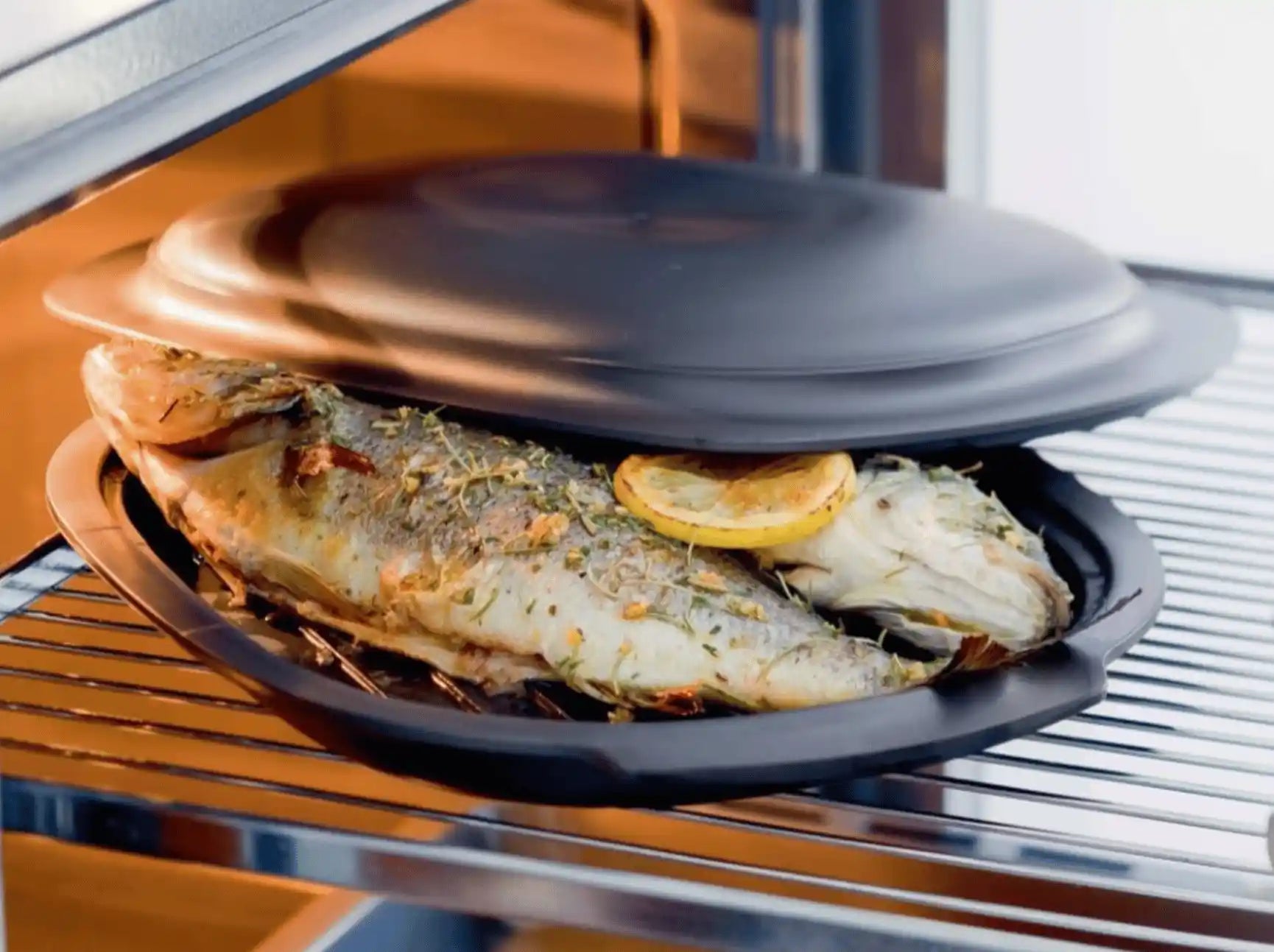 UltraPro Auflaufform von der Marke Tupperware / für Backofen und Mikrowelle / auch Kühl und Gefriergeeignet / leichter als Gusseisen / Hier direkt online kaufen