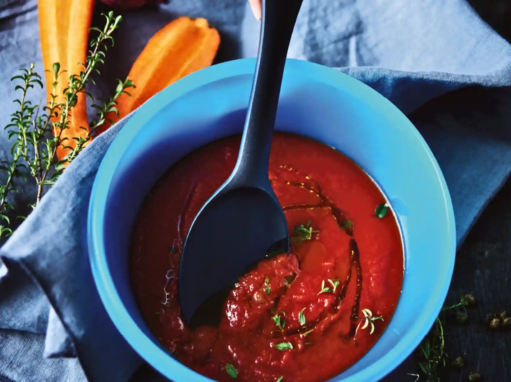 Griffbereit Kochlöffel von der Marke Tupperware / mit ergonomischen Griff / Hier direkt online kaufen