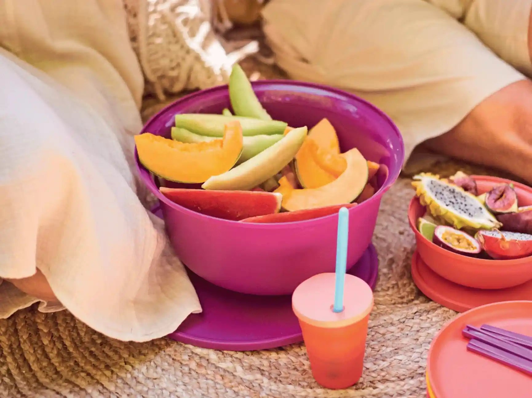 Aloha 4L Schüssel von der Marke Tupperware / Servierschüssel mit Deckel / Modular Stapelbar / mit dichtschließenden Deckel / Hier direkt online kaufen