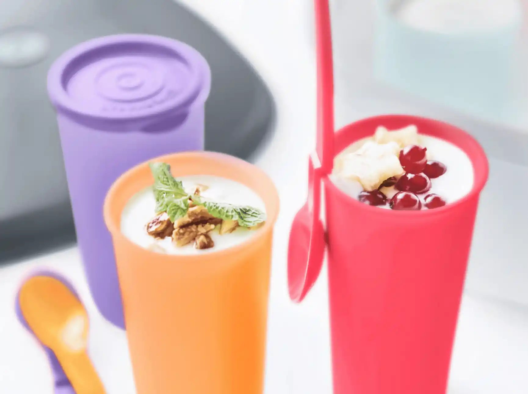 6x Joghurt-Becher 170ml von der Marke Tupperware / Joghurt Becher zum Mitnehmen und Vorbereiten / Ideal für Meal Prep / in 6 unterschiedlichen Farben / Bunt / Hier direkt online kaufen