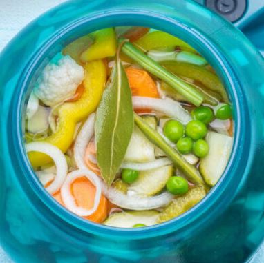 Eingelegtes Gemüse Giardiniera