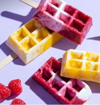 Geeiste Joghurt-Smoothie-Waffeln