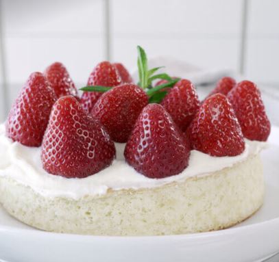 Kleine Erdbeertorte