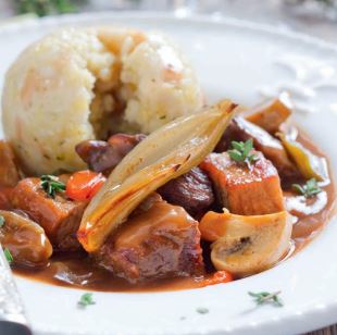 Ofen-Gulasch
