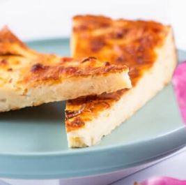 Saftiger Schüttel-Zwiebelkuchen