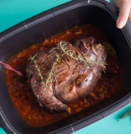 Sauerbraten von der Rehkeule