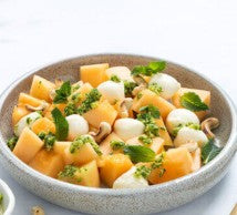 Zuckermelone mit Cashew-Minz-Pesto