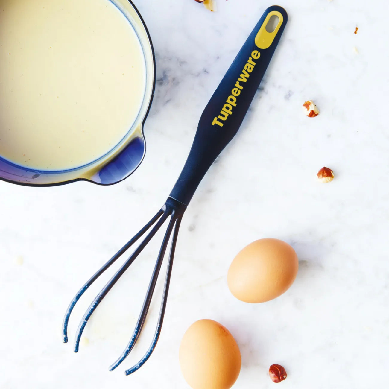 Griffbereit Rührbesen von der Marke Tupperware / zum Anrühren, Aufschlagen und Verrühren / mit offenen Schlaufen zum leichten verrühren / Hier direkt online kaufen