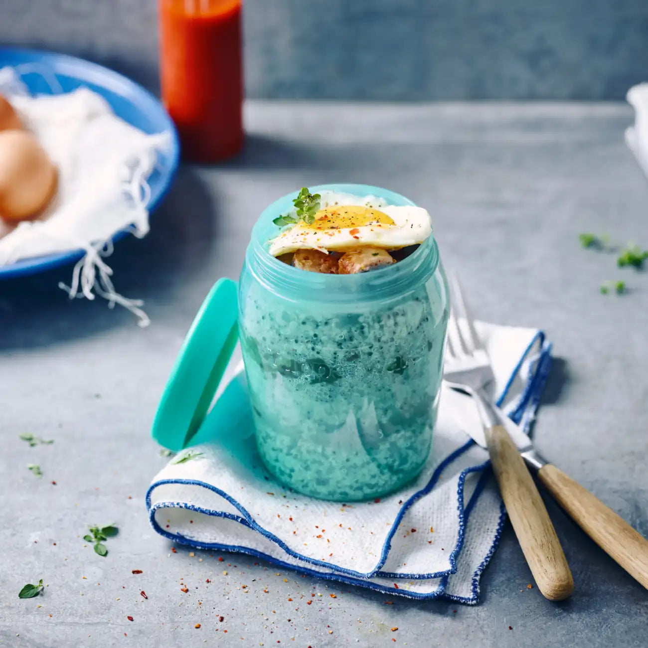 Universalbehälter 550ml von der Marke Tupperware / Aufbewahrungsbehälter / Lebensmittelbehälter / Ideal für Joghurt, Salat oder auch ein kühles Getränk / Hier direkt online kaufen