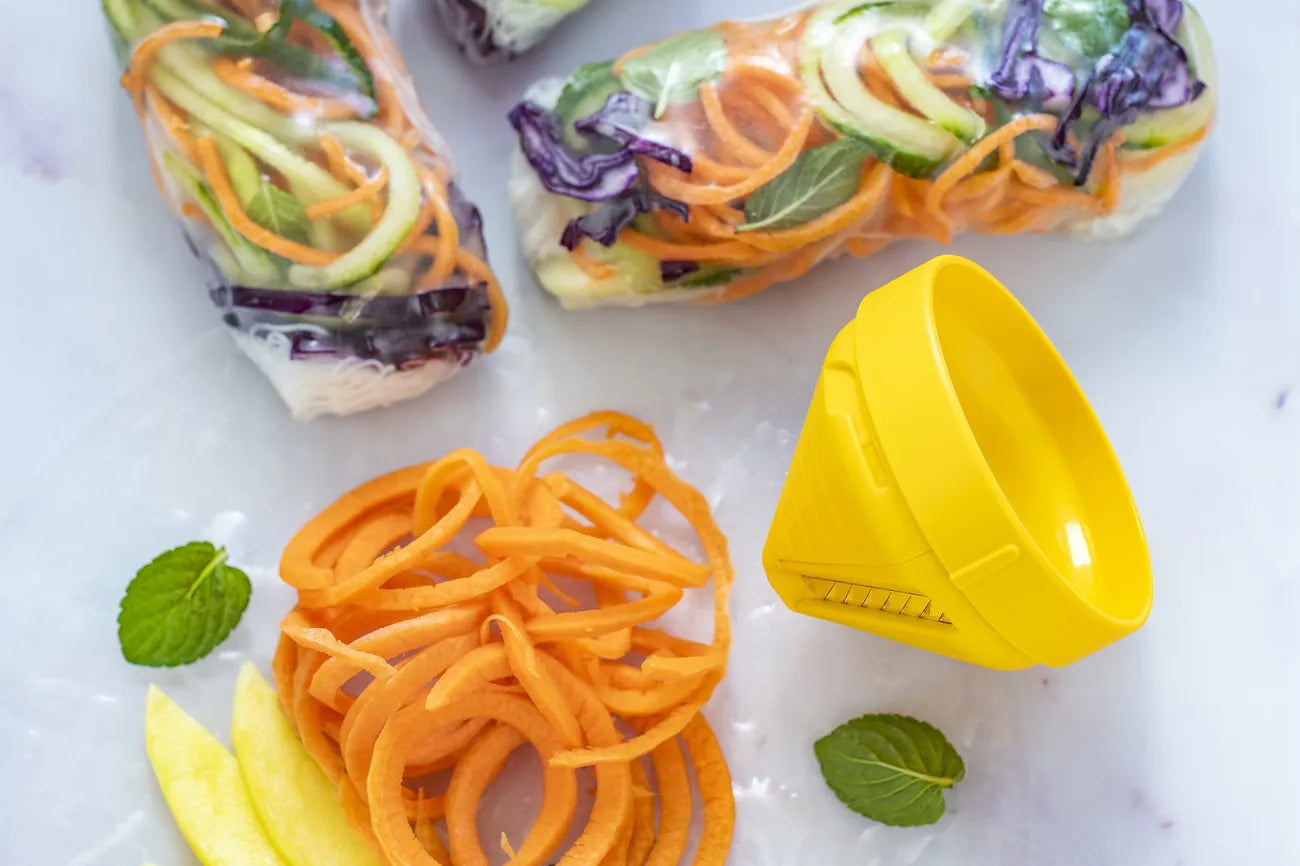 Spiralschneider Zoodelino-Duo inkl. Tagiatelle-Einsatz von der Marke Tupperware / Spiralschneider / Gemüseschneider / Hier direkt online kaufen