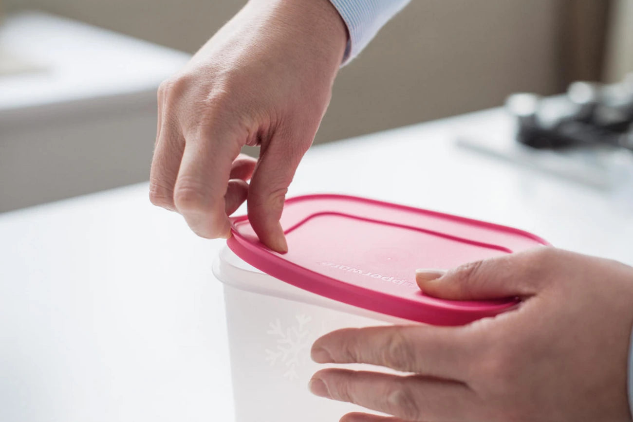 Eis Kristall Gefrierbehälter 2x 1,1L Hoch von der Marke Tupperware / Gefrierbehälter / Gefrierbeutel / Perfekt fürs Schnelle Einfrieren / Hier direkt online kaufen