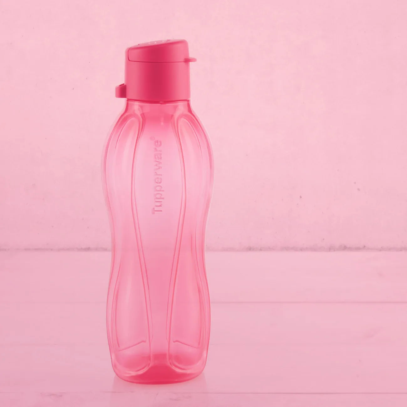 EcoEasy 500ml Trinkflasche von der Marke Tupperware / in der Farbe Pink / Wasserflasche für Unterwegs / Für Picknick, Mittagspause und mehr / Hier direkt online kaufen