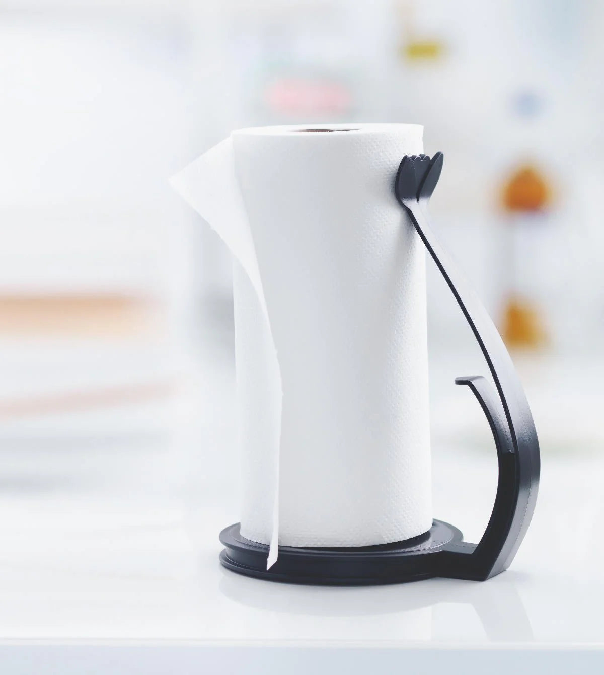 Küchenrollenhalter von der Marke Tupperware / in der Farbe Schwarz / in blumendesign / Küchenpapierhalter / Hier direkt online kaufen