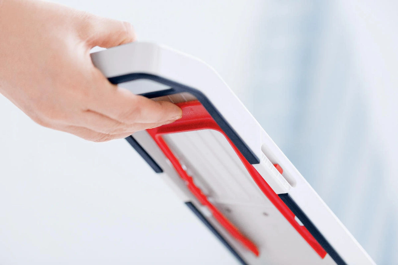 Mandojunior Küchenreibe von der Marke Tupperware / Gemüsehobel / Gemüseschneider / Gemüsereibe / für kleinere Mengen Obst und Gemüse / Hier direkt online kaufen