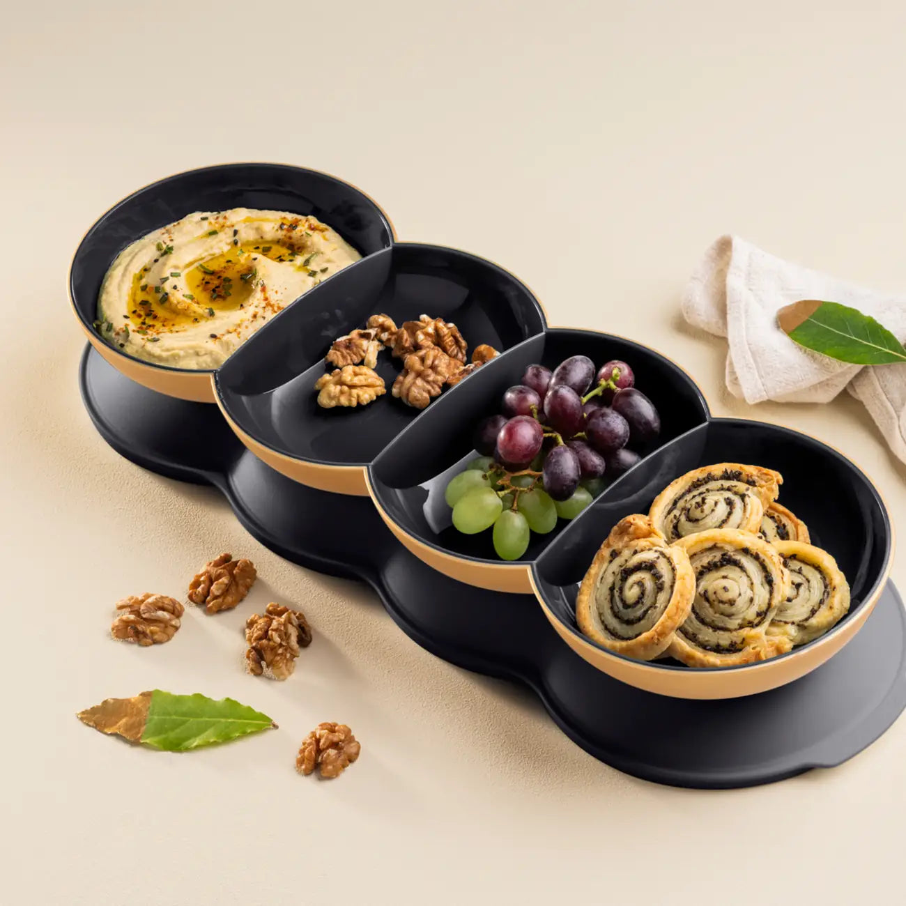 Aloha Servierschale von der Marke Tupperware / mit luft- und wasserdichtem Deckel / Ideal fürs Buffet und zum Transportieren / modular Stapelbar / Platzsparend ineinander Stapelbar / Servier Schüssel / Hier direkt online kaufen