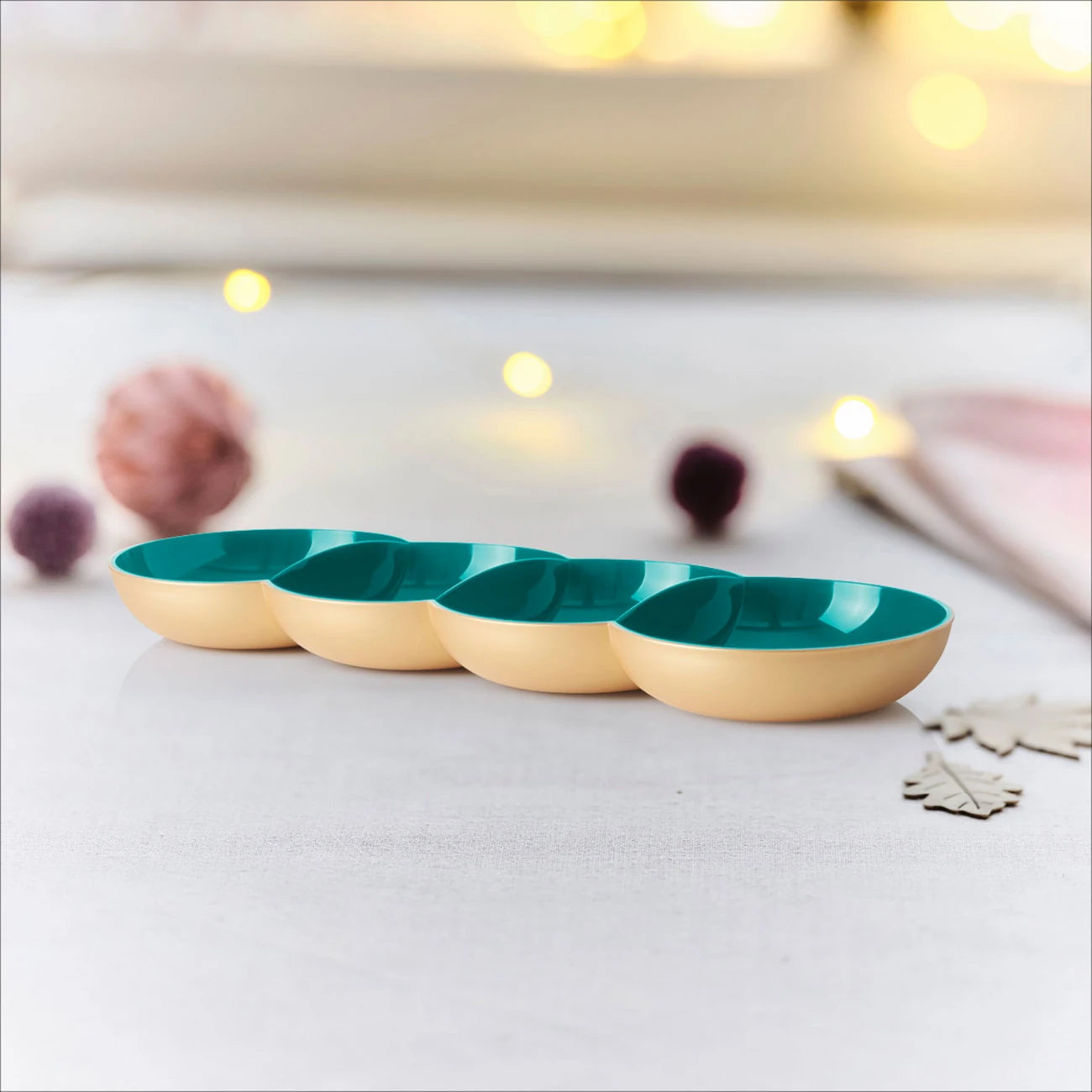 Aloha Servierschale von der Marke Tupperware / mit luft- und wasserdichtem Deckel / Ideal fürs Buffet und zum Transportieren / modular Stapelbar / Platzsparend ineinander Stapelbar / Servier Schüssel / Hier direkt online kaufen