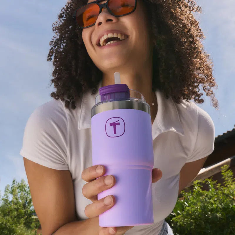 Big T Tumbler von der Marke Tupperware / in der Farbe Lila / Isolierbecher / mit Trinkhalm / Hier direkt online kaufen