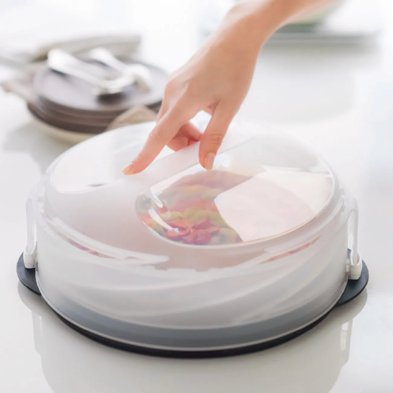 Tupperware Tortentwist Höhenverstellbarer Kuchenbehälter / Ideal zum Transportieren von Kuchen / Tortenbehälter / in 2 Höhen verfügbar / Hier direkt online kaufen