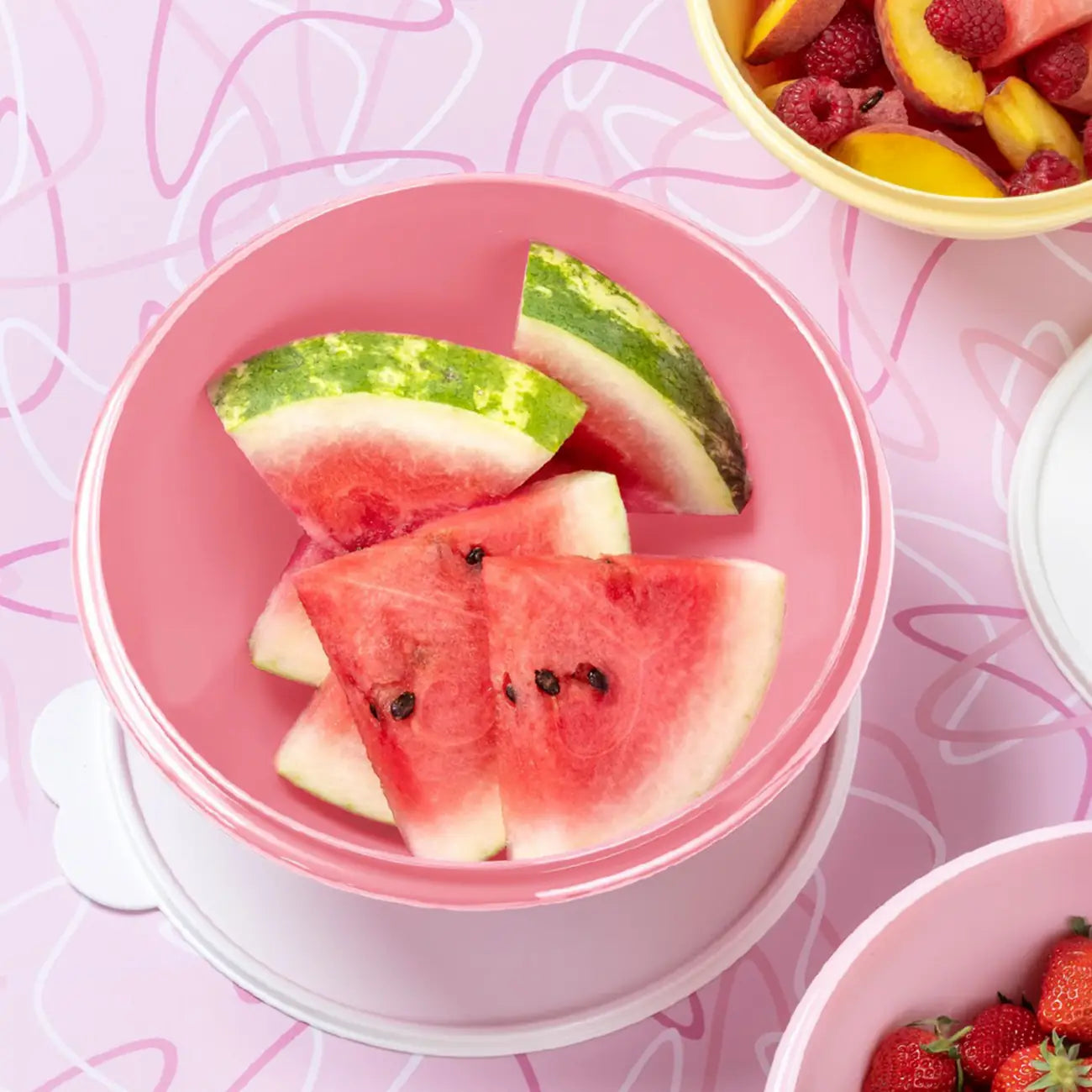 Wunderschüssel 2,4 Liter von der Marke Tupperware / in der Farbe Rosa / Rührschüssel / Backschüssel / Servierschüssel / Modular Stapelbar / Schüssel mit Deckel / Transportschüssel / Hier direkt online kaufen