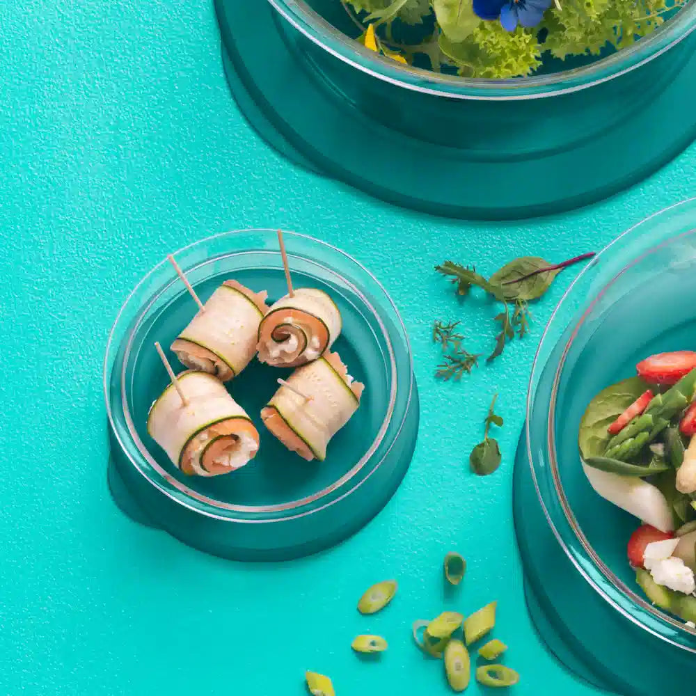 Tafelperle 275ml von der Marke Tupperware / in der Farbe Petrol / Servierschüssel / modular stapelbar / Tafelperlenschüssel / Luft und Wasserdicht / in Transparenter Optik / Ideal zum Servieren von Snacks, Dips, und Co / aus Eco+ Material / Hier direkt online kaufen