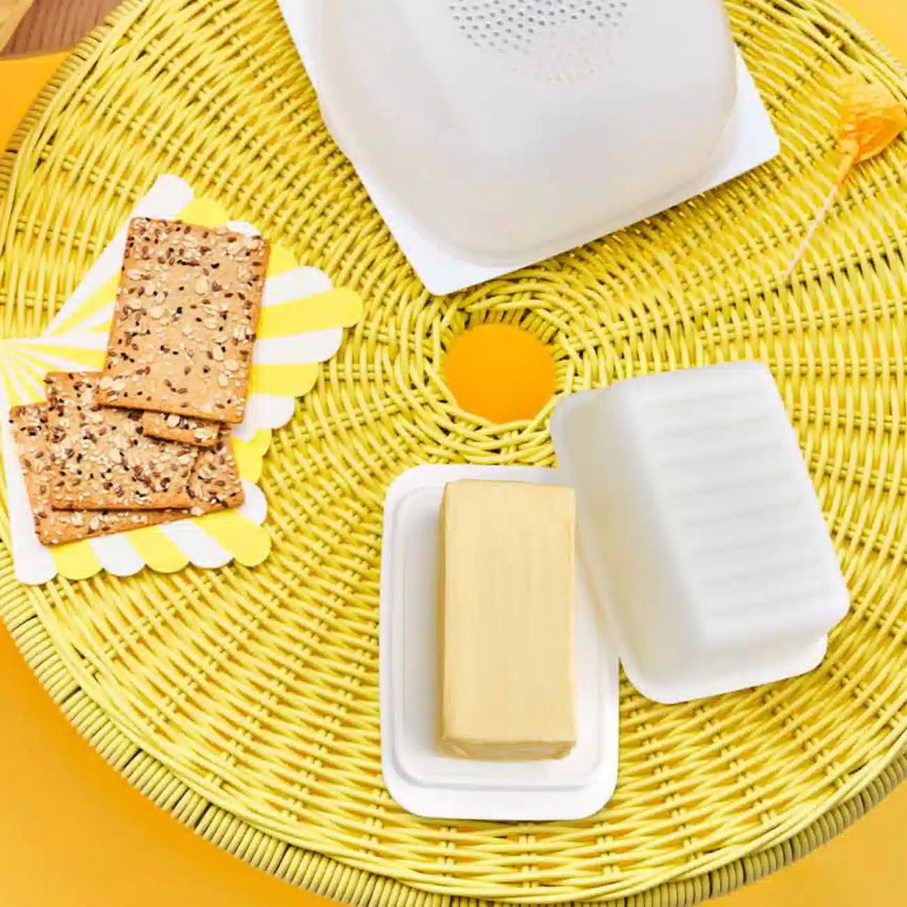 Butterdose von der Marke Tupperware / in der Farbe Orange / Ideal zum Servieren / Hier direkt online kaufen