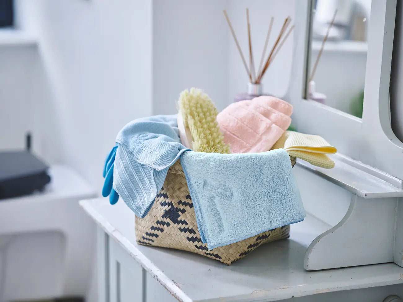 Faser Pro Boden Tuch von der Marke Tupperware / in der Farbe Blau /  Mikrofaser Boden Putztuch / für die Unterschiedlichsten Bodenarten Geeignet / zum Trocknen oder feucht Wischen / Hier direkt online kaufen