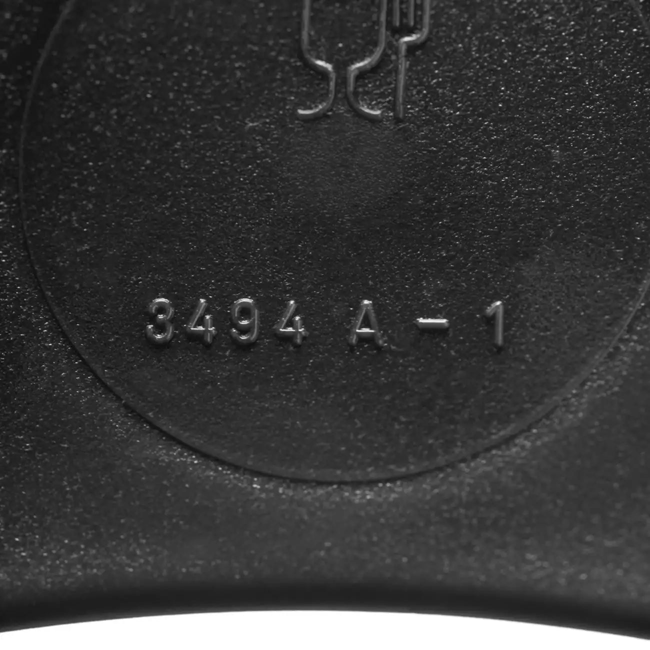 Deckelunterteil Rahmen Eidgenosse von der Marke Tupperware / in der Farbe Schwarz / Rahmen Eidgenosse A061-A065 / Ersatzteil Deckel / Hier direkt Ersatzteil online kaufen 