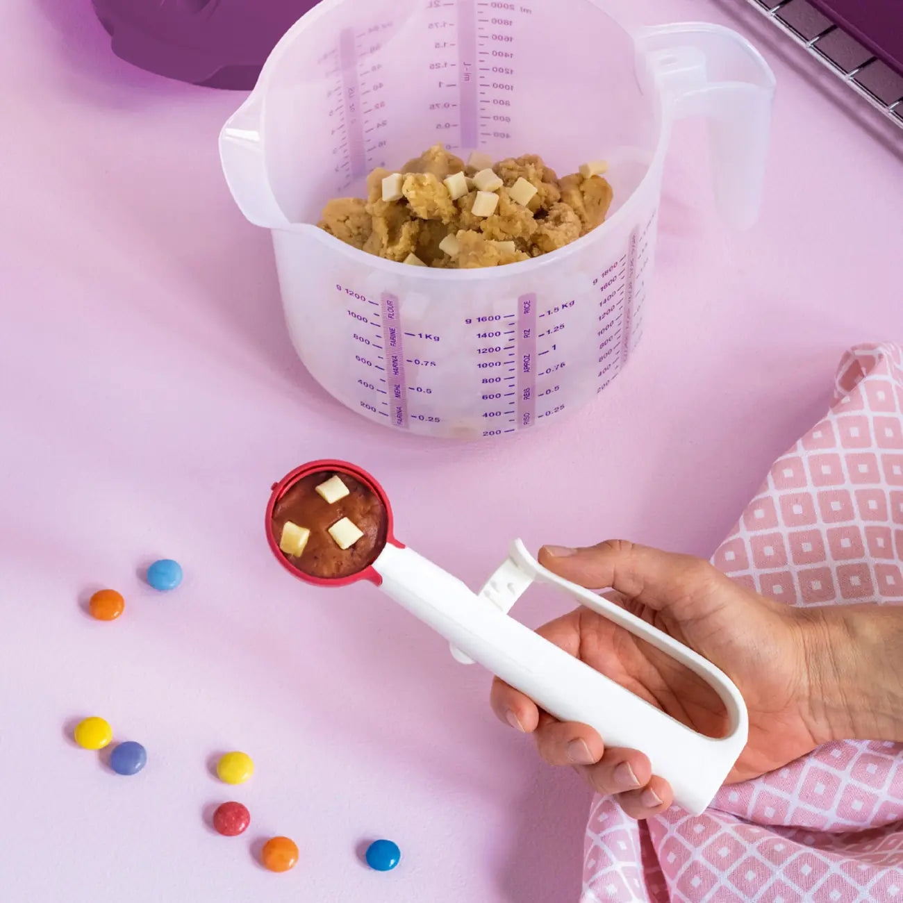 PortionsArt D270 Multiportionierer von der Marke Tupperware / mit drei verschiedenen Portions Größen / Ideal zum Portionieren von Teig und zum Abmessen von Backzutaten / hier direkt online kaufen