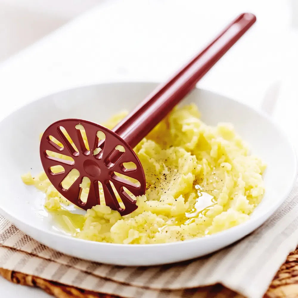 Tupperware Kartoffelstampfer Pürier-Meister D066 Die Küche / Pürier-Meister von der Marke Tupperware in der Farbe Rot / Kartoffelstampfer / Robust & Langlebig / aus Eco+ Material / Hier direkt online kaufen
