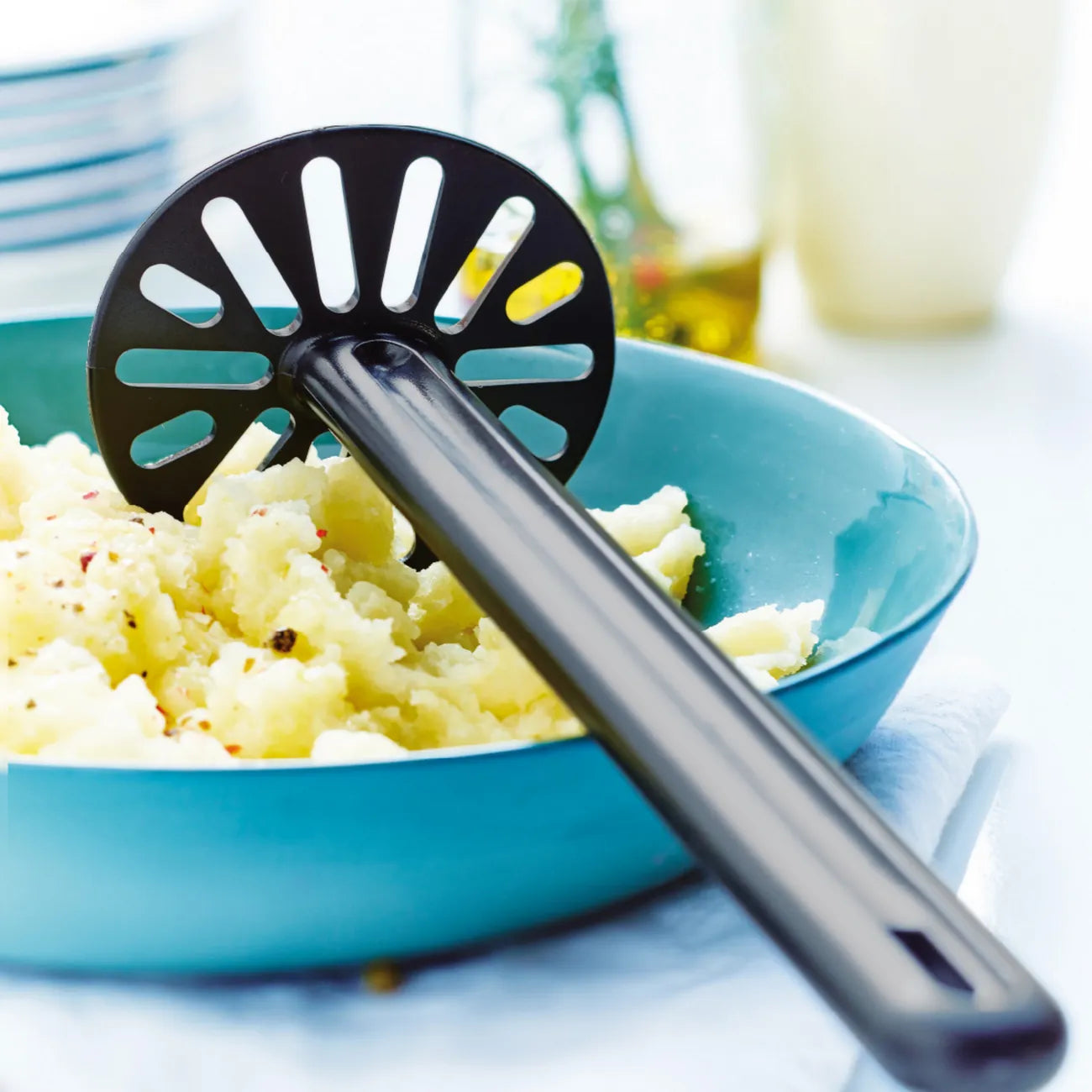 Pürier-Meister von der Marke Tupperware in der Farbe Schwarz / Kartoffelstampfer / Robust & Langlebig / aus Eco+ Material / Hier direkt online kaufen