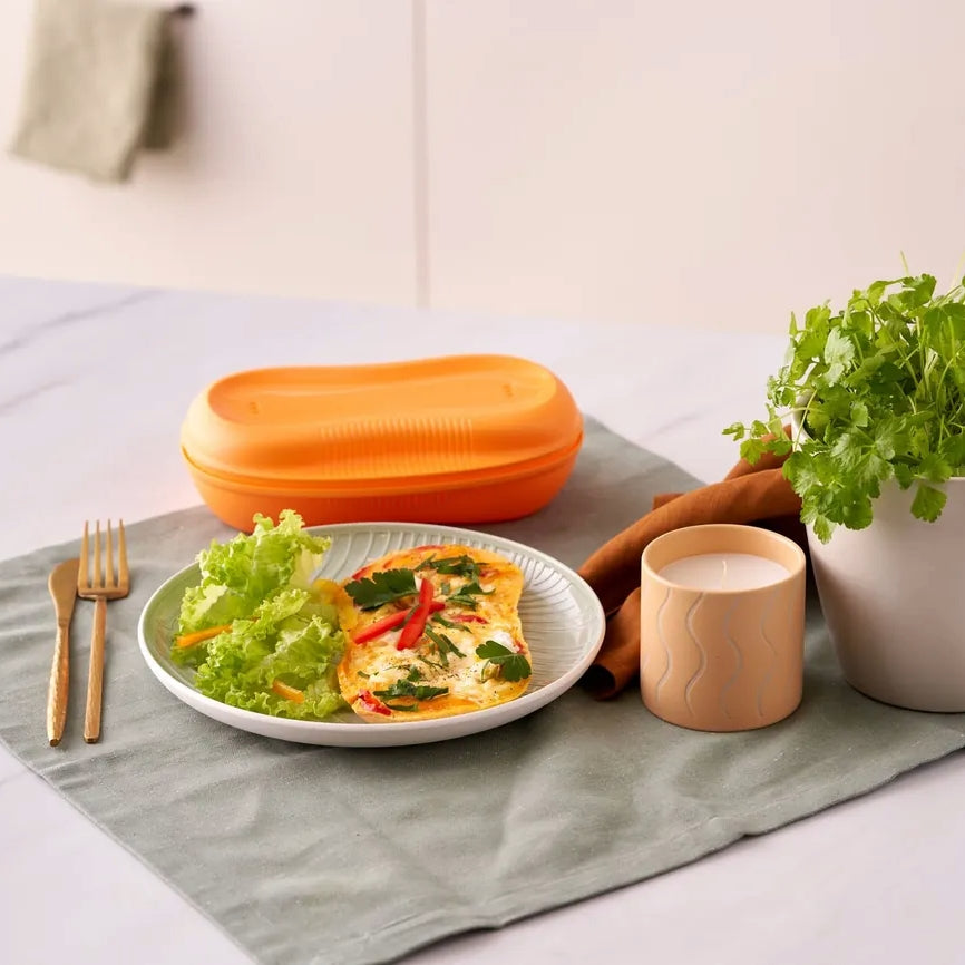 Mikro Meister von der Marke Tupperware / in der Farbe Orange / Ideal geeignet zum zubereiten und erwärmen von schnellen Gerichten / für die Mikrowelle / Mikrowellenbehälter / Hier direkt online kaufen