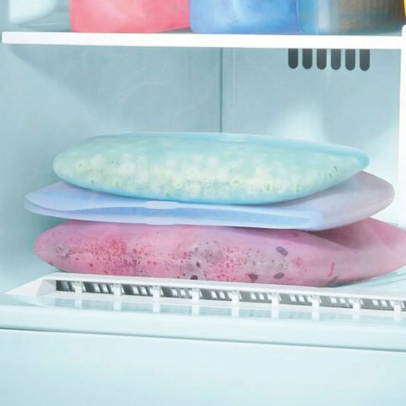 Ultimate Silicone Slim Bag 980ml von der Marke Tupperware / in der Farbe Blau  / Frischhaltebeutel / Gefrierbeutel / Auslaufsicher / Ideal für Unterwegs / Hier direkt online kaufen