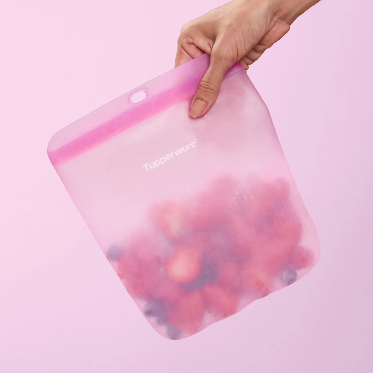 Ultimate Silicone Slim Bag 1,6L von der Marke Tupperware / in der Farbe Pink / Frischhaltebeutel / Gefrierbeutel / Auslaufsicher / Ideal für Unterwegs / Hier direkt online kaufen