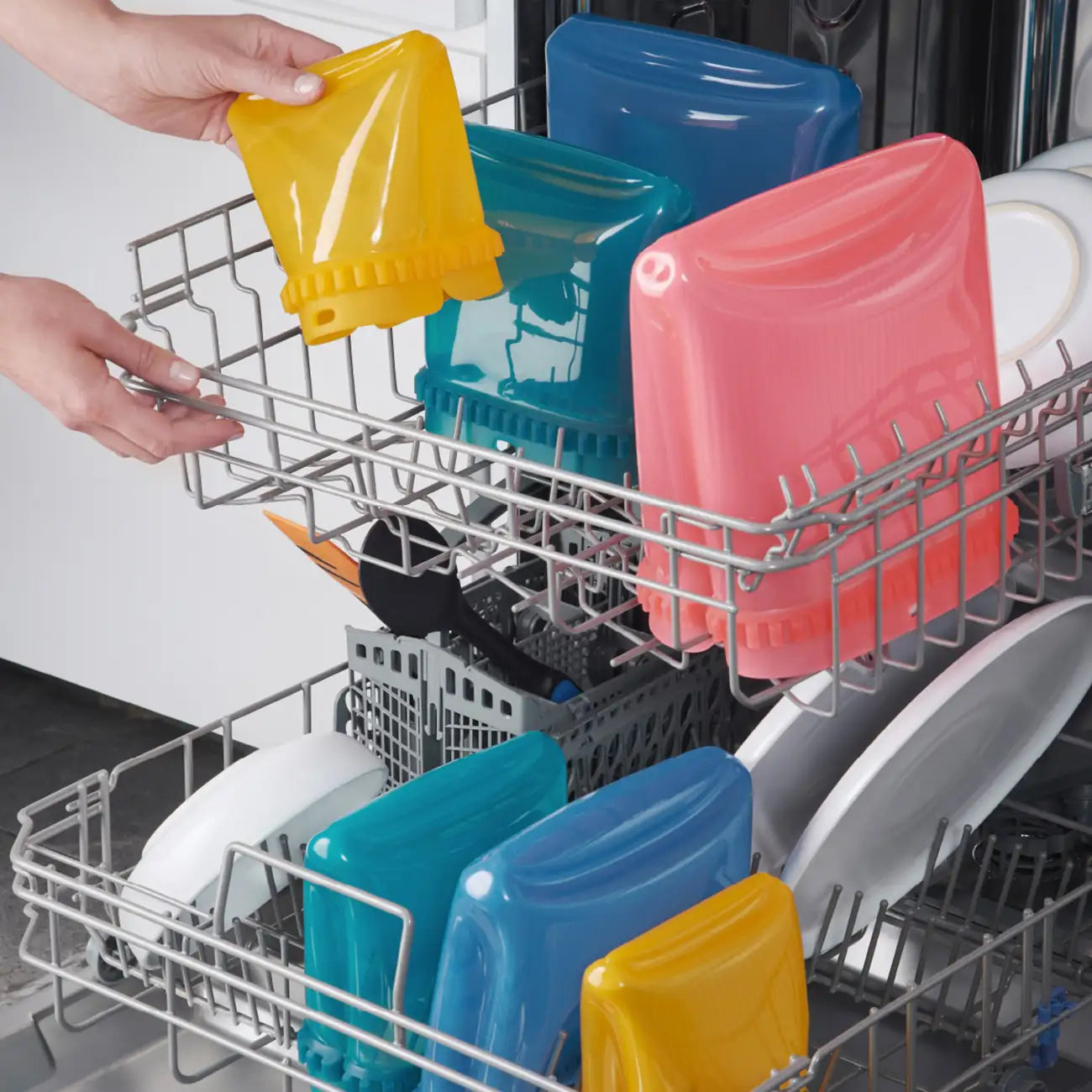 Ultimate Silicone Bag 2,9L von der Marke Tupperware / in der Farbe Pink / Frischhaltebeutel / Gefrierbeutel / Auslaufsicher / Ideal für Unterwegs / Hier direkt online kaufen