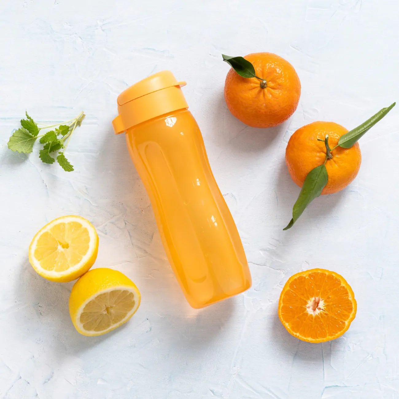 EcoEasy generation 2 Trinkflasche 500ml von der Marke Tupperware / in der Farbe Orange / Wasserflasche / Ideal für Unterwegs / Kunststoff Flasche / Hier direkt online kaufen 