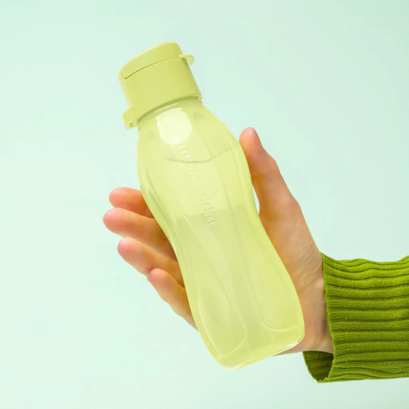 EcoEasy 310ml Trinkflasche von der Marke Tupperware / in der Farbe hellgrün / Trinkflasche für Unterwegs / Ideal für Picknick, Mittagspause oder Wandertag / Hier direkt online kaufen