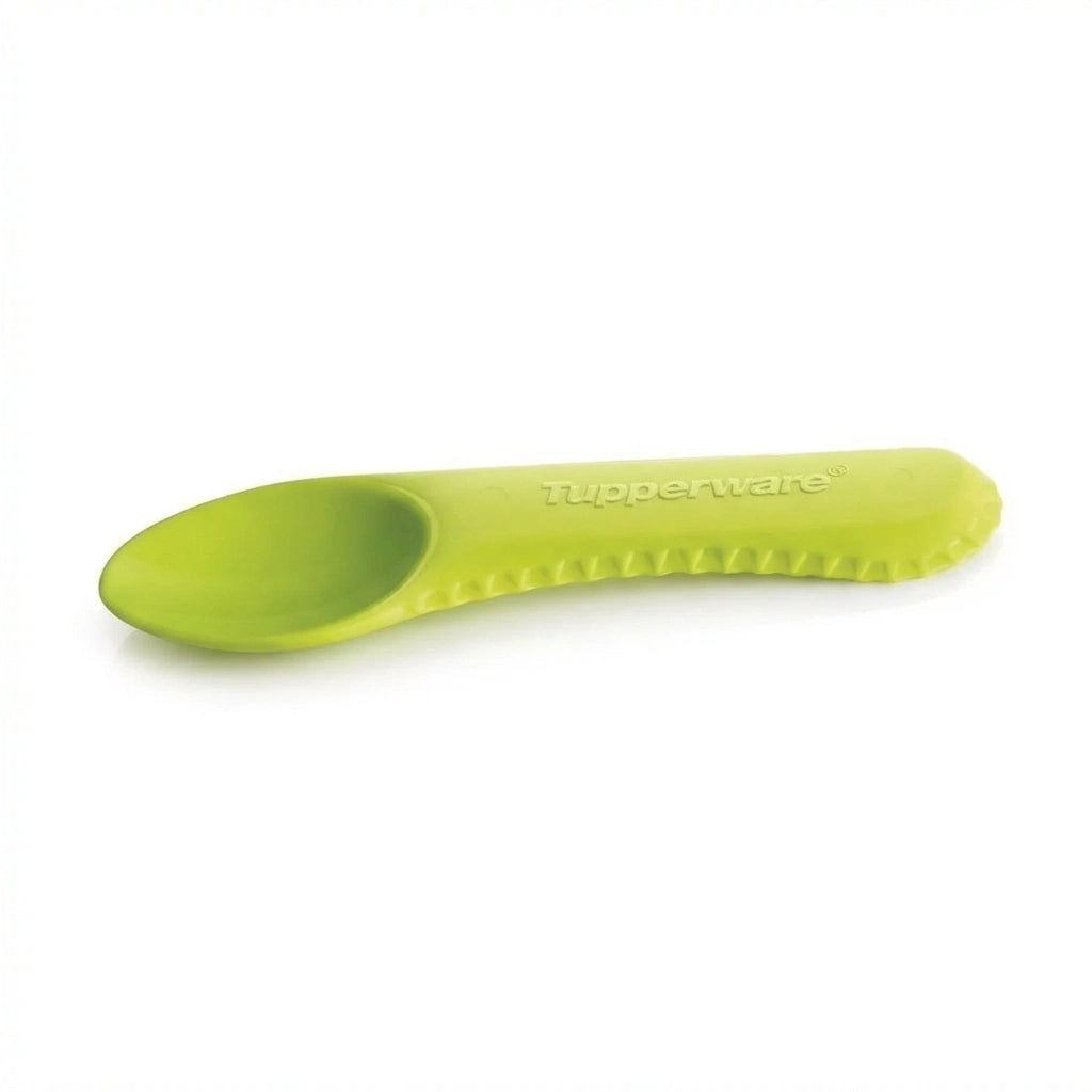 Tupperware Fitness-Löffel in Grün zum einfachen Auslöffeln von Kiwis und Mangos