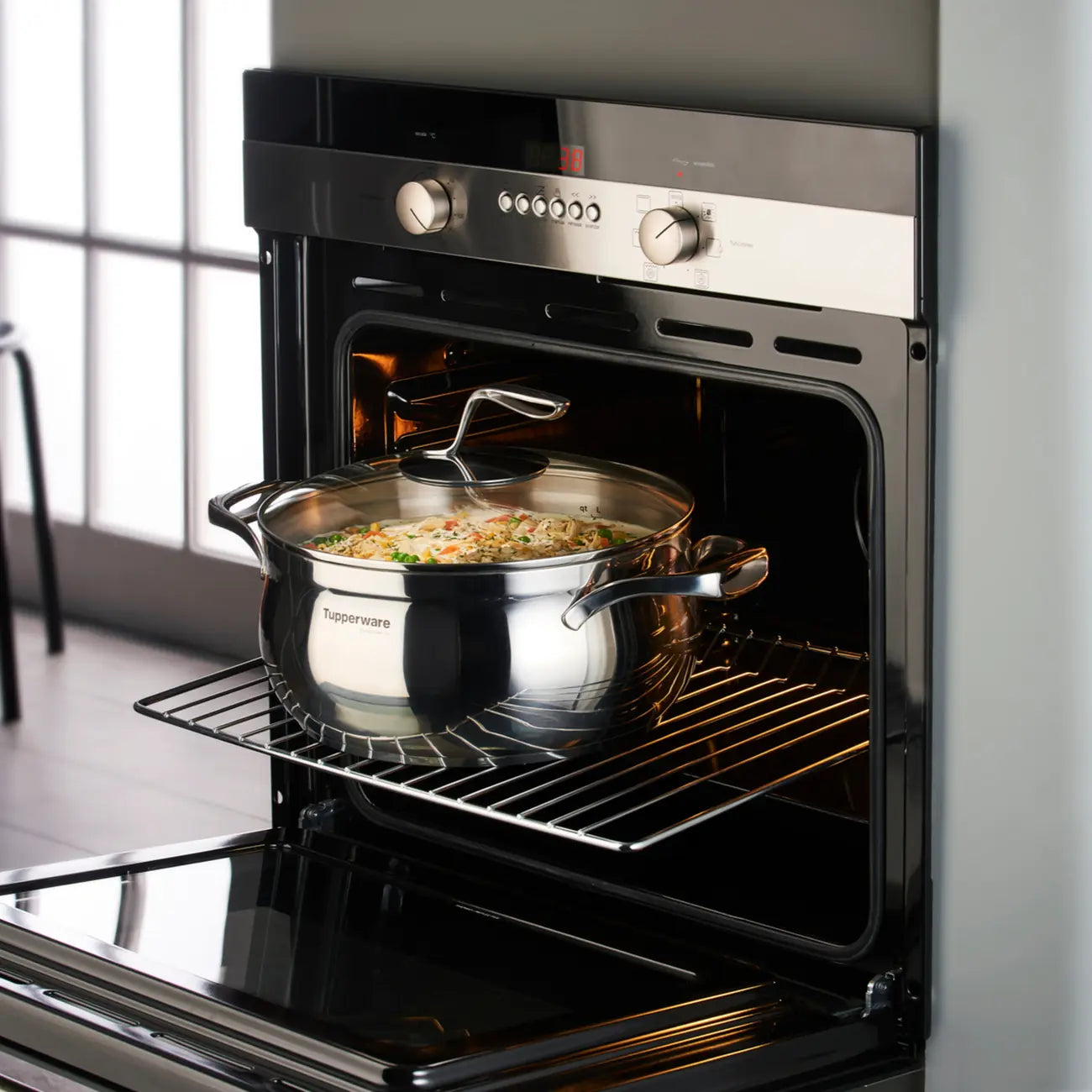 Mastro Edelstahl Kochtopf 7,5 L mit Glasdeckel von der Marke Tupperware / Edelstahl Topf / Kochtopf für Induktion, Gas, Ceran und den Backofen / Hier direkt online kaufen