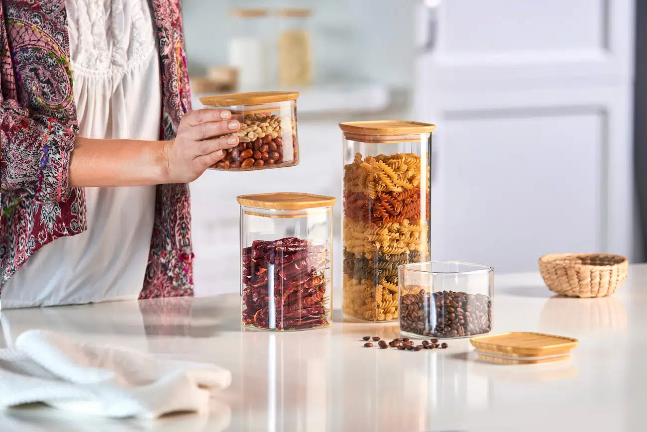 Bamboo Clear Storage Trio von der Marke Tupperware / Behälter in 500ml, 1,1 Liter und 1,9 Liter / Vorratsglas / Vorratsbehälter / Meal Prep / Behälter mit Bambus Deckel / Aufbewahrungsbehälter / Hier direkt online kaufen 