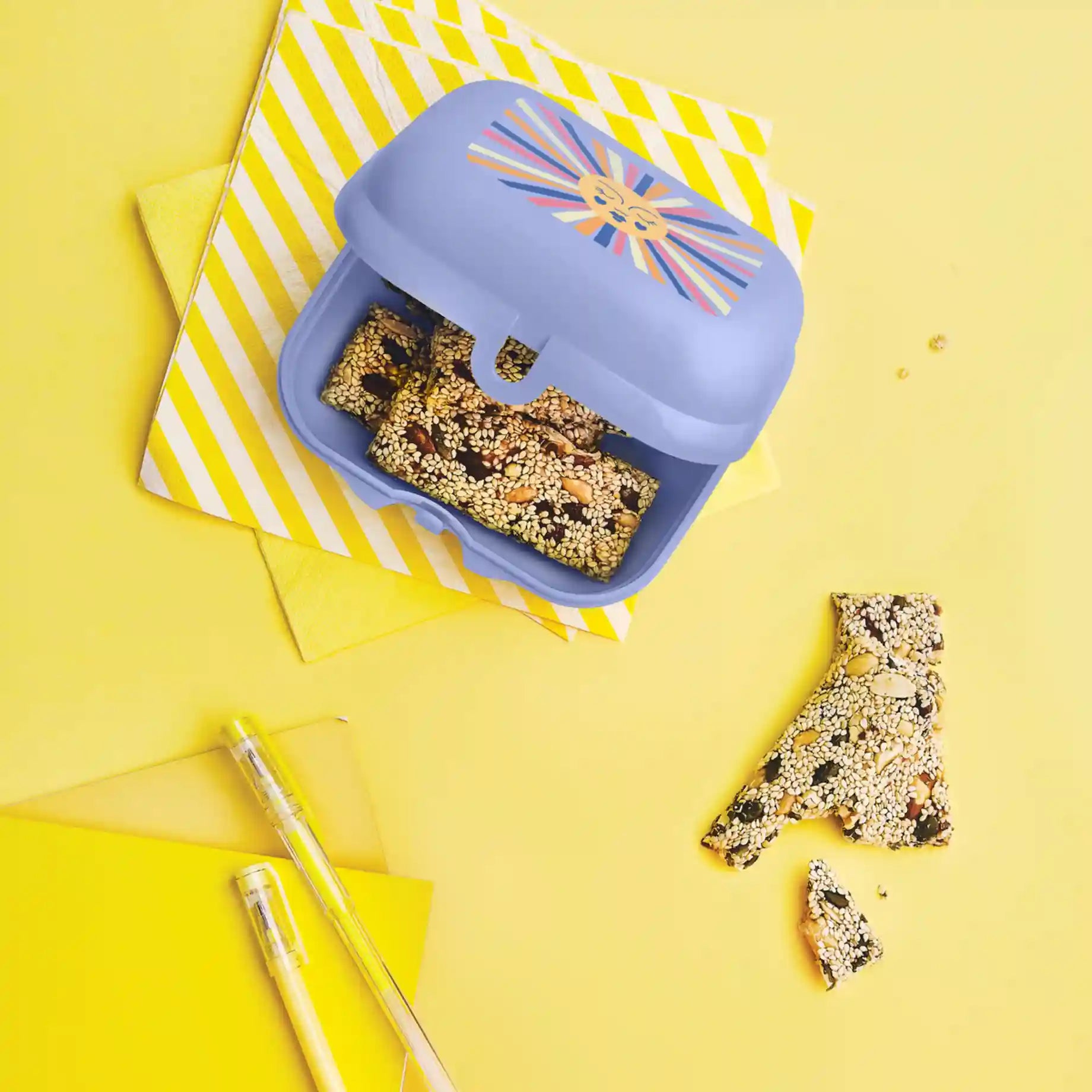 Eco+ Großer Twin Oyster Sunshine von der Marke Tupperware / Brotbox / Lunchbox / Snackbox / Einfach zu öffnen und zu schließen / Ideal  fürs Pausenbrot, kleine Snacks oder auch die selbstgebackenen Plätzchen / Hier direkt online kaufen