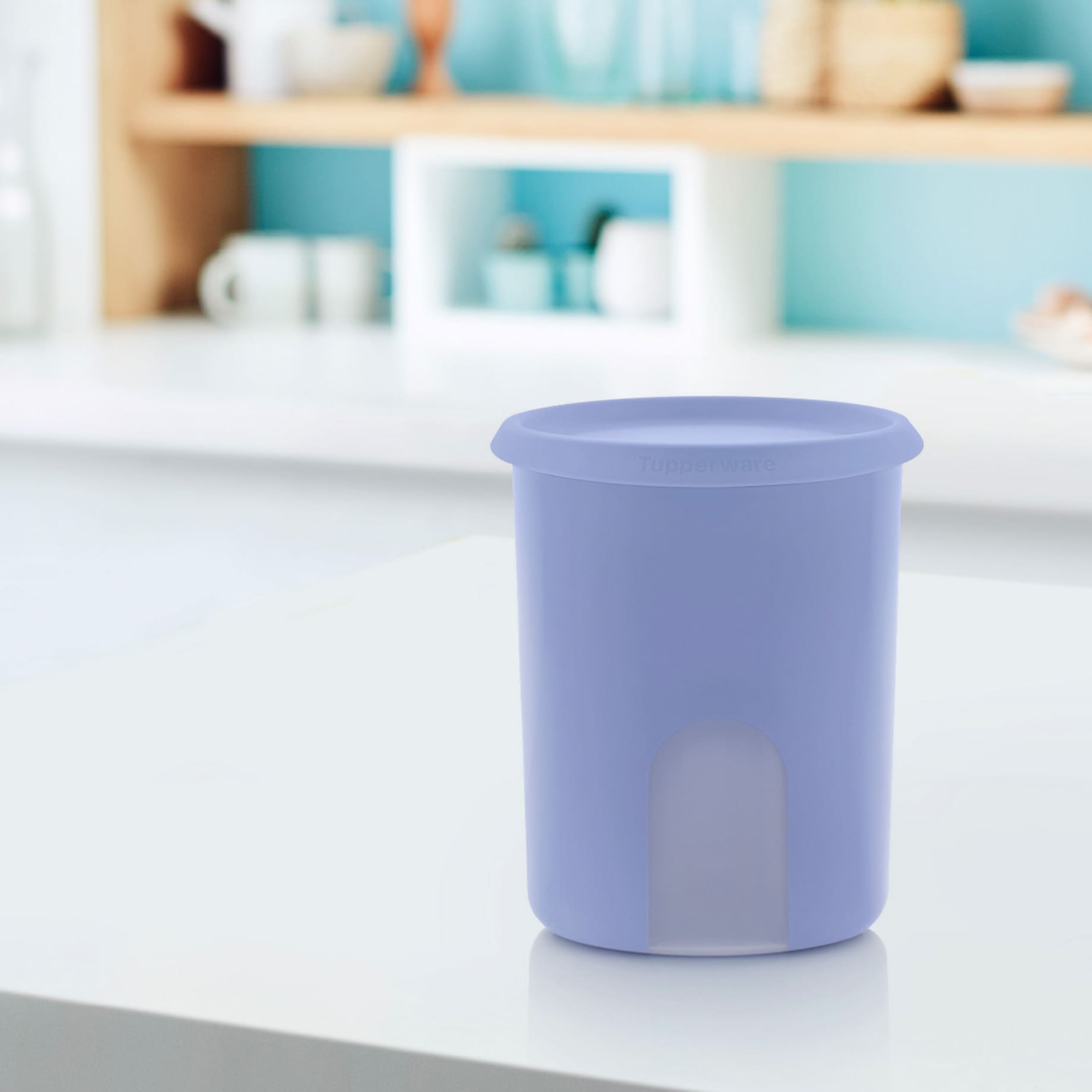Großer Durchblick 2L One Touch von der Marke Tupperware / in der Farbe Blau / Vorratsbehälter / Modular Stapelbar / Hier direkt online kaufen