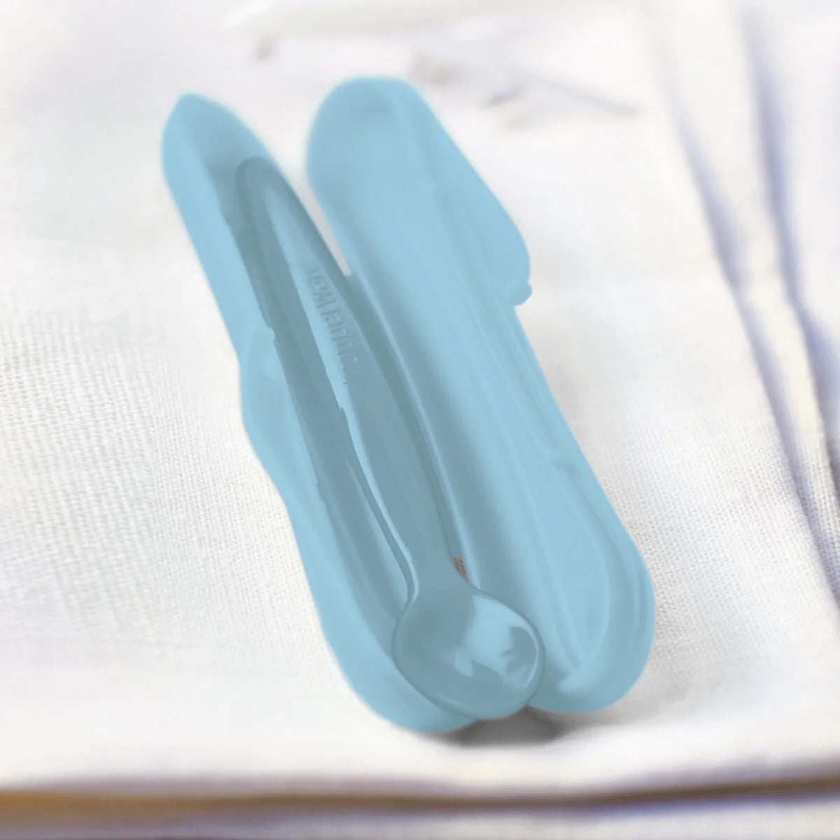 Tupperware TupperCare® Soft-Fütterlöffel mit Box C116 11167063 Kinder / TupperCare Soft-Fütterlöffel mit Box C116 von der Marke Tupperware / Tupperware Kinderbesteck / Besteck Set / Besteck mit Transportbox / Ideal für Unterwegs / einfach verstaubar / Hier direkt online kaufen