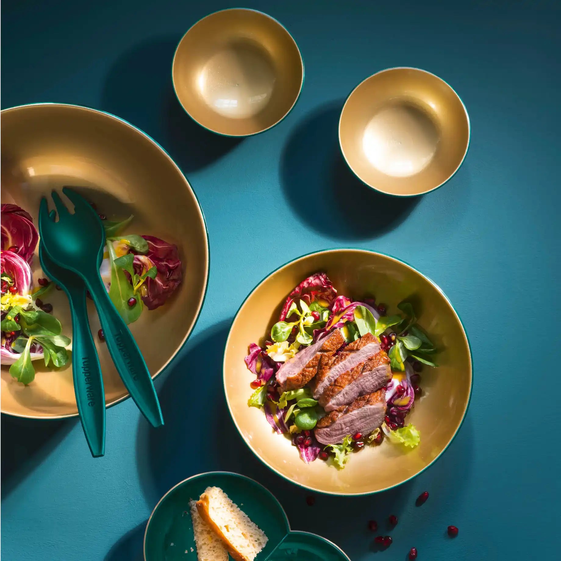 Allegra Perle Petrol/ Gold von der Marke Tupperware /  Servierschale / 4 verbundene Schalen / Ideal für Dips und Knabbersachen / Stilvoll und Praktisch / Hier direkt online kaufen 