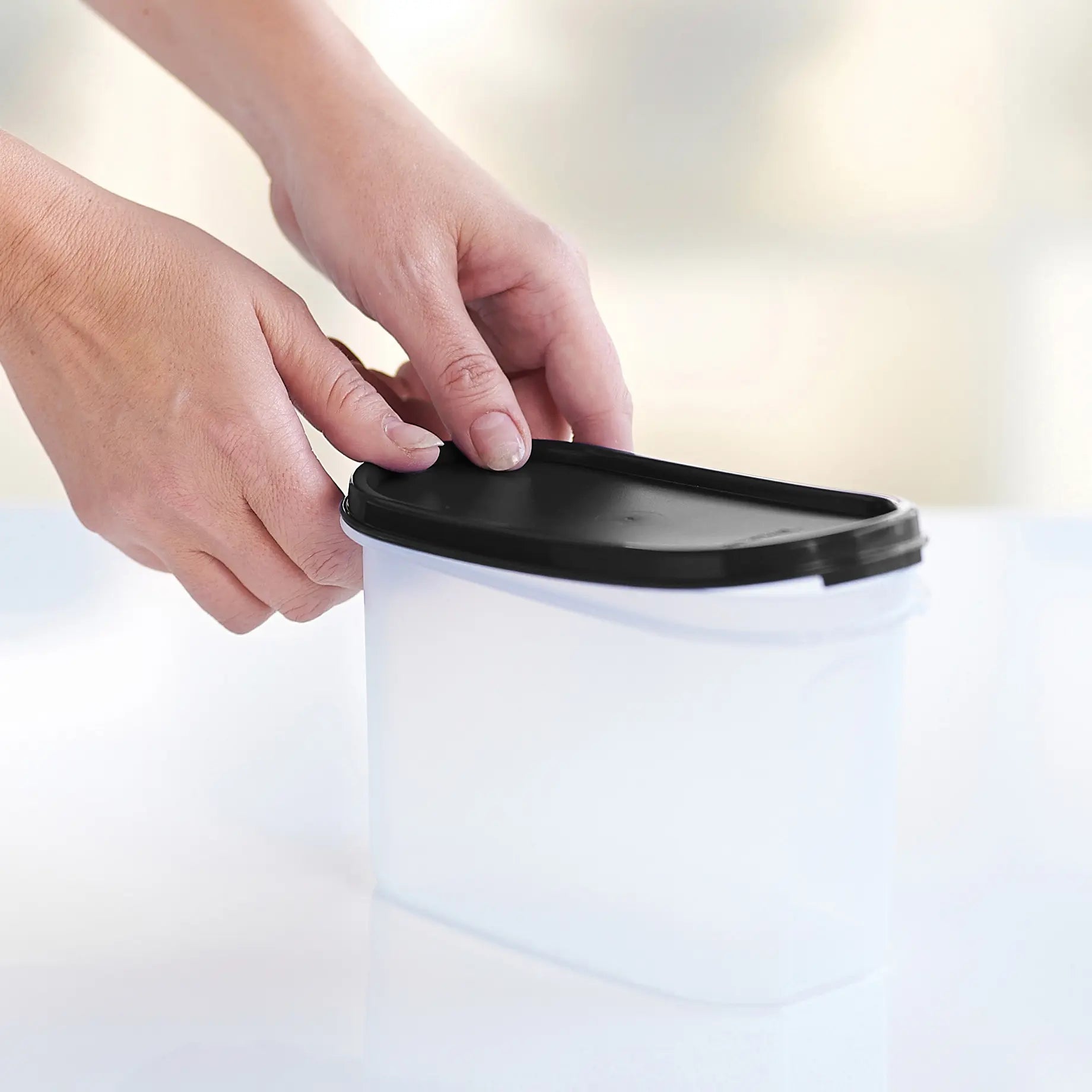 Tupperware Ersatzteildeckel 1616 modularer Eidgenosse / Ersatzteil Deckel / in der Farbe Schwarz / hier direkt online kaufen