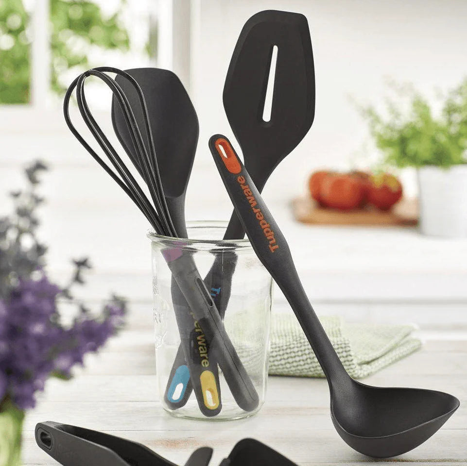 Top Rührbesen von der Marke Tupperware / in der Farbe Schwarz - Pink / Schneebesen / Rührbesen / Küchenhelfer / Backhelfer / Ideal zum Rühren und vermengen / Hier direkt online kaufen 